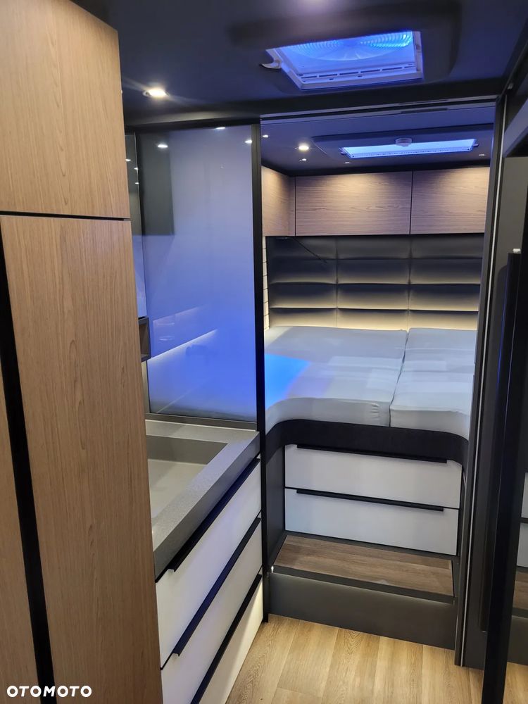 Niesmann-Bischoff Flair 920 - 14