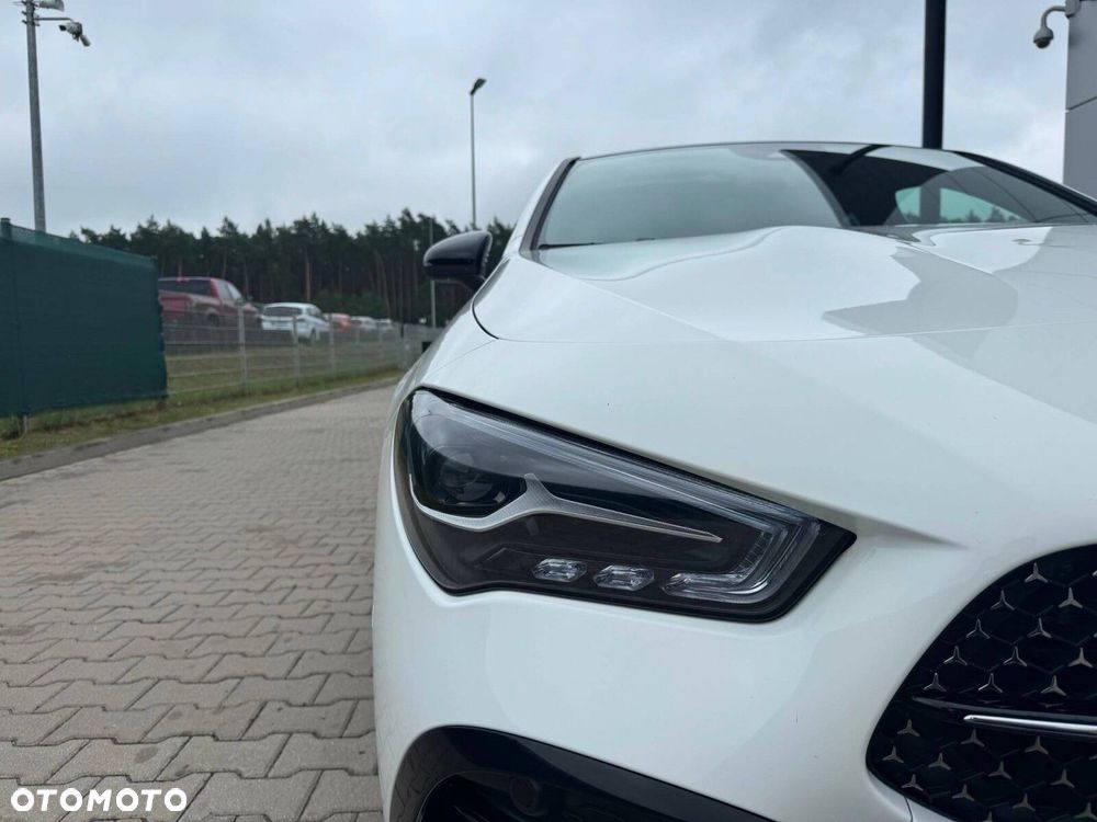 Mercedes-Benz CLA - 11