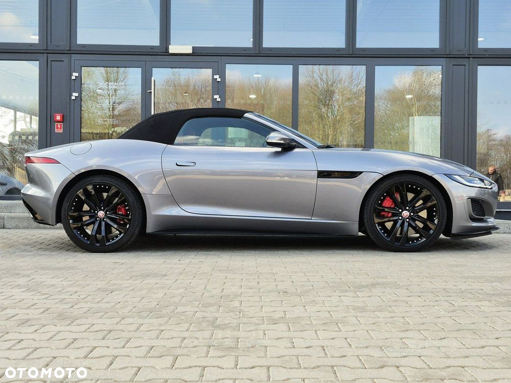 Jaguar F-Type - 6