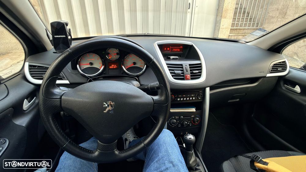 Peugeot 207 SW 1.4 Outdoor - 9