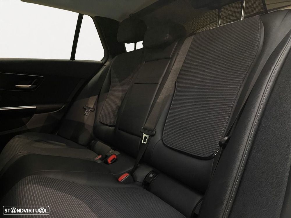 Mercedes-Benz C 220 - 14