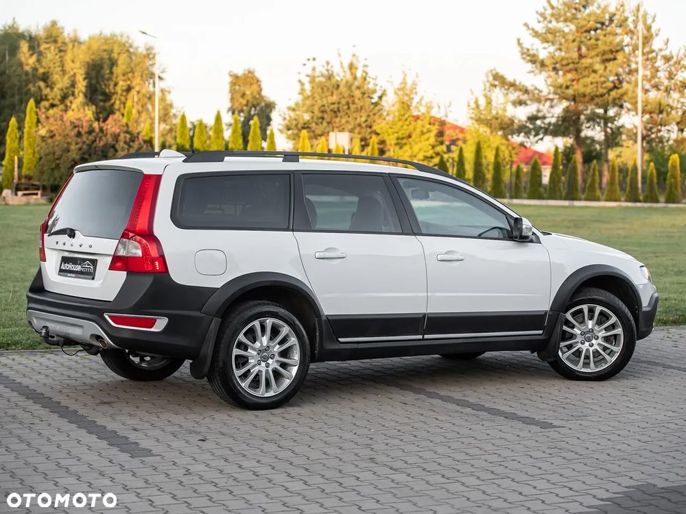 Volvo XC 70 D5 AWD Kinetic - 13