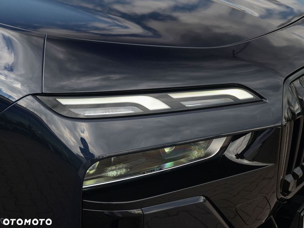 BMW Seria 7 - 12