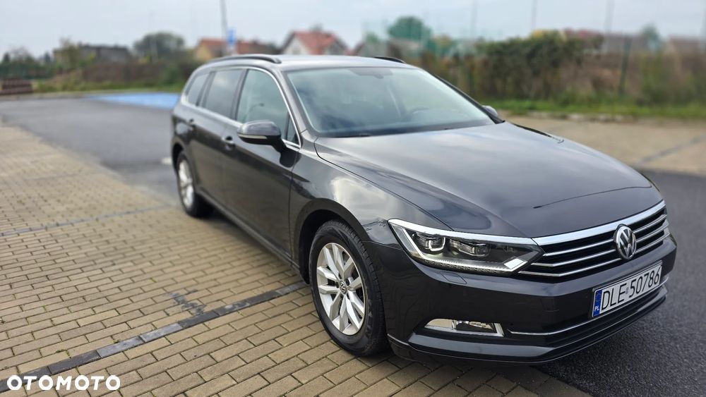 Volkswagen Passat Variant 1.6 TDI SCR BlueMotion Trendline - 4