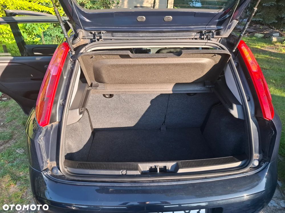 Fiat Punto 1.4 Easy S&S - 4