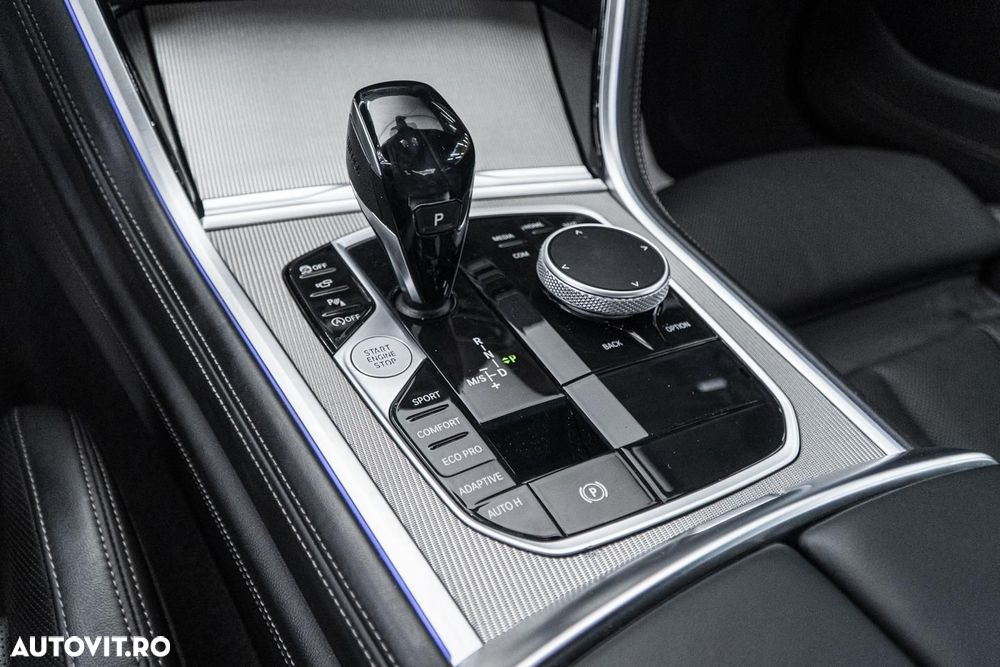 BMW Seria 8 840i xDrive - 36