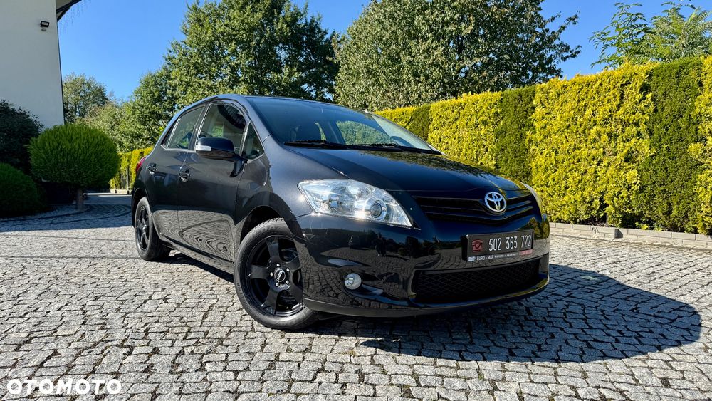 Toyota Auris 1.6 Premium - 2