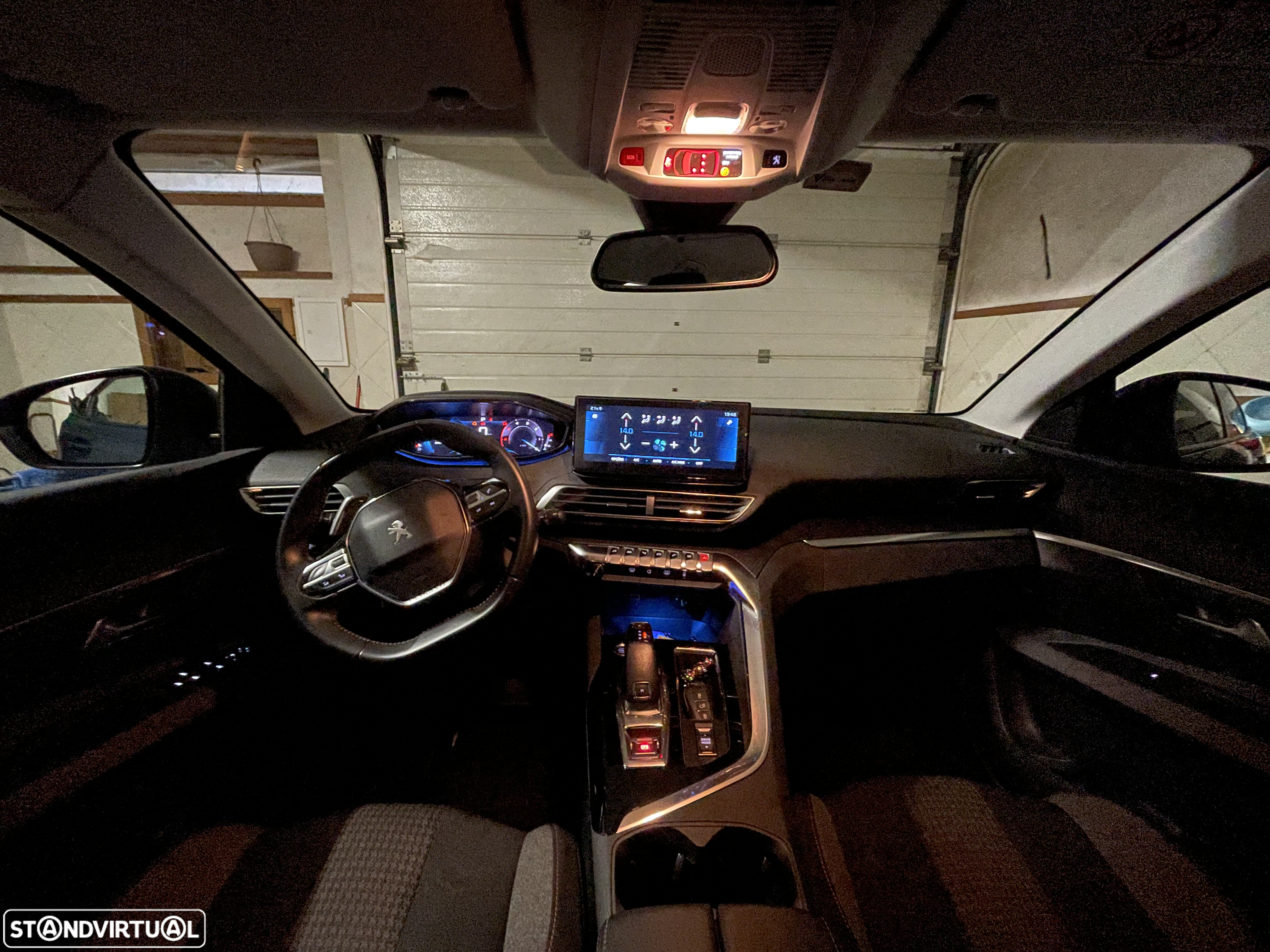 Peugeot 3008 BlueHDi 130 Stop & Start EAT8 Allure Pack - 24