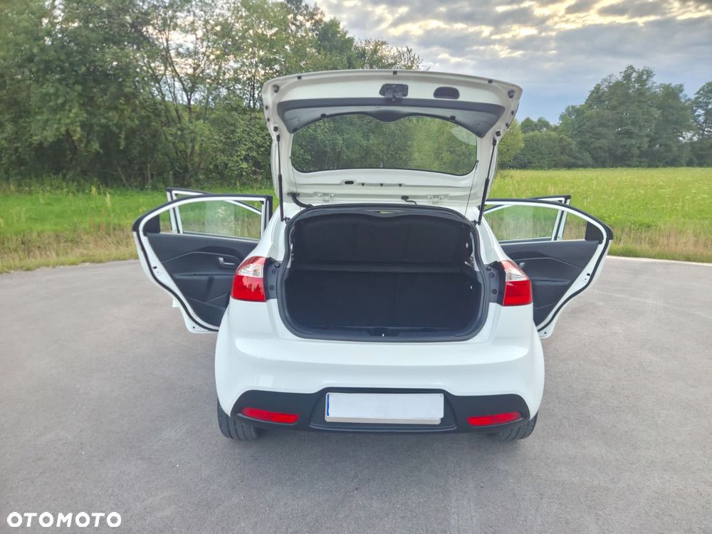 Kia Rio 1.2 Attract - 20