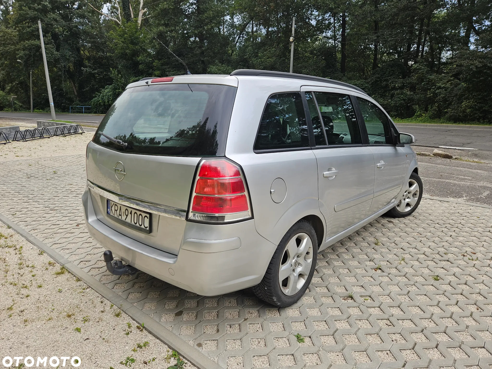 Opel Zafira 1.6 Enjoy - 3