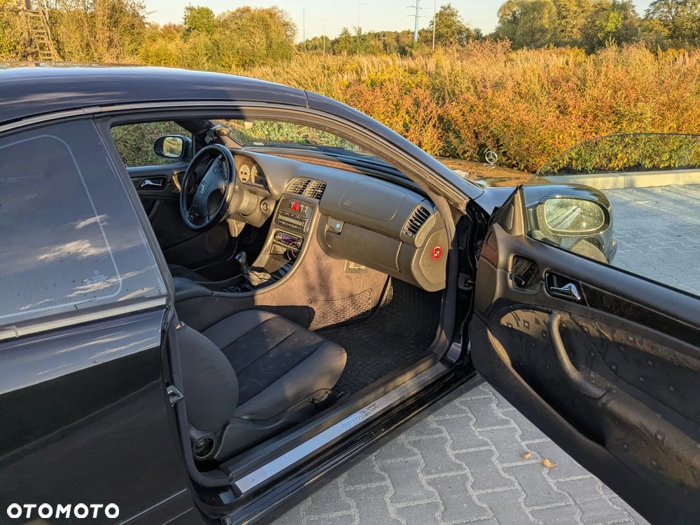 Mercedes-Benz CLK 200 Kompressor - 21