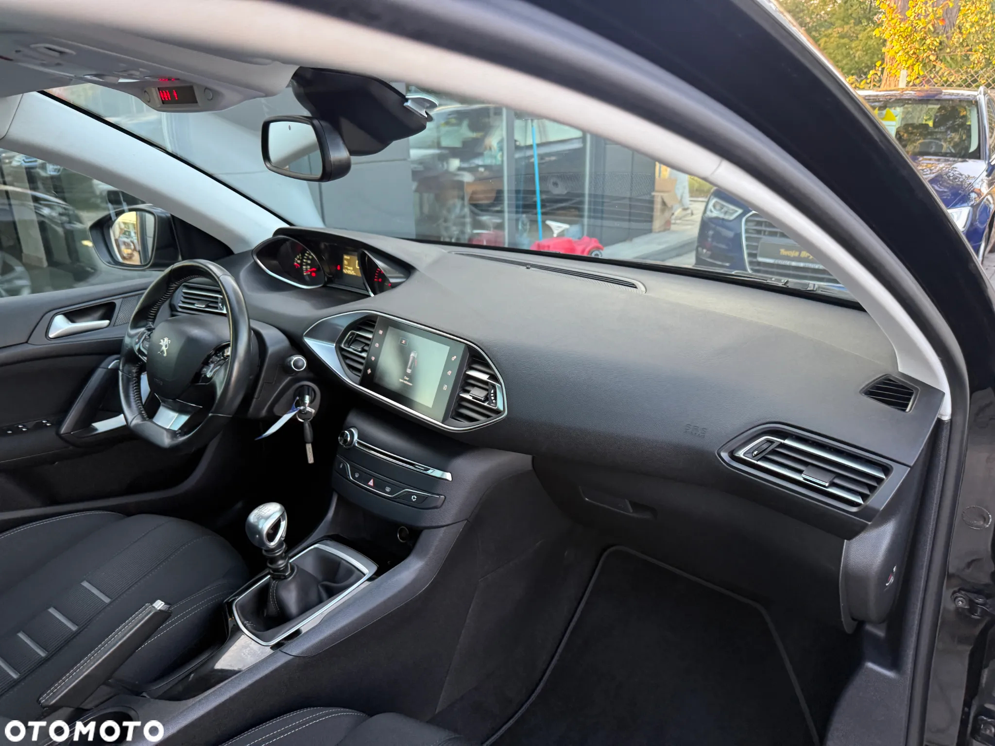 Peugeot 308 HDi FAP 90 Tendance - 34
