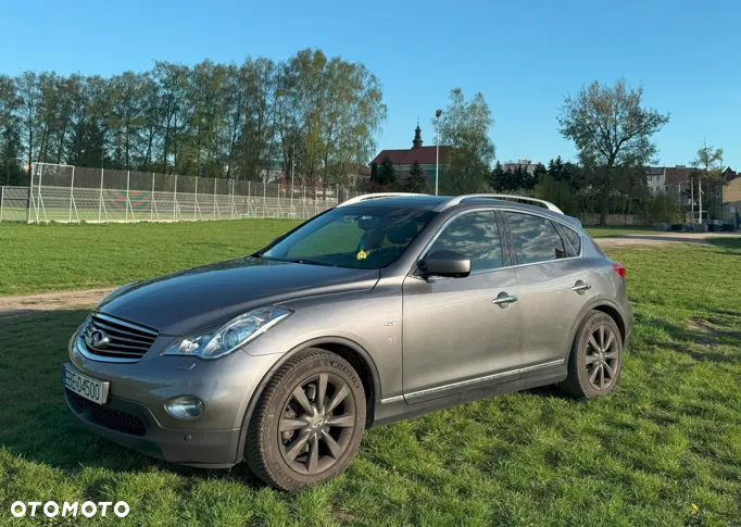 Infiniti QX50 3.7 GT Premium - 4