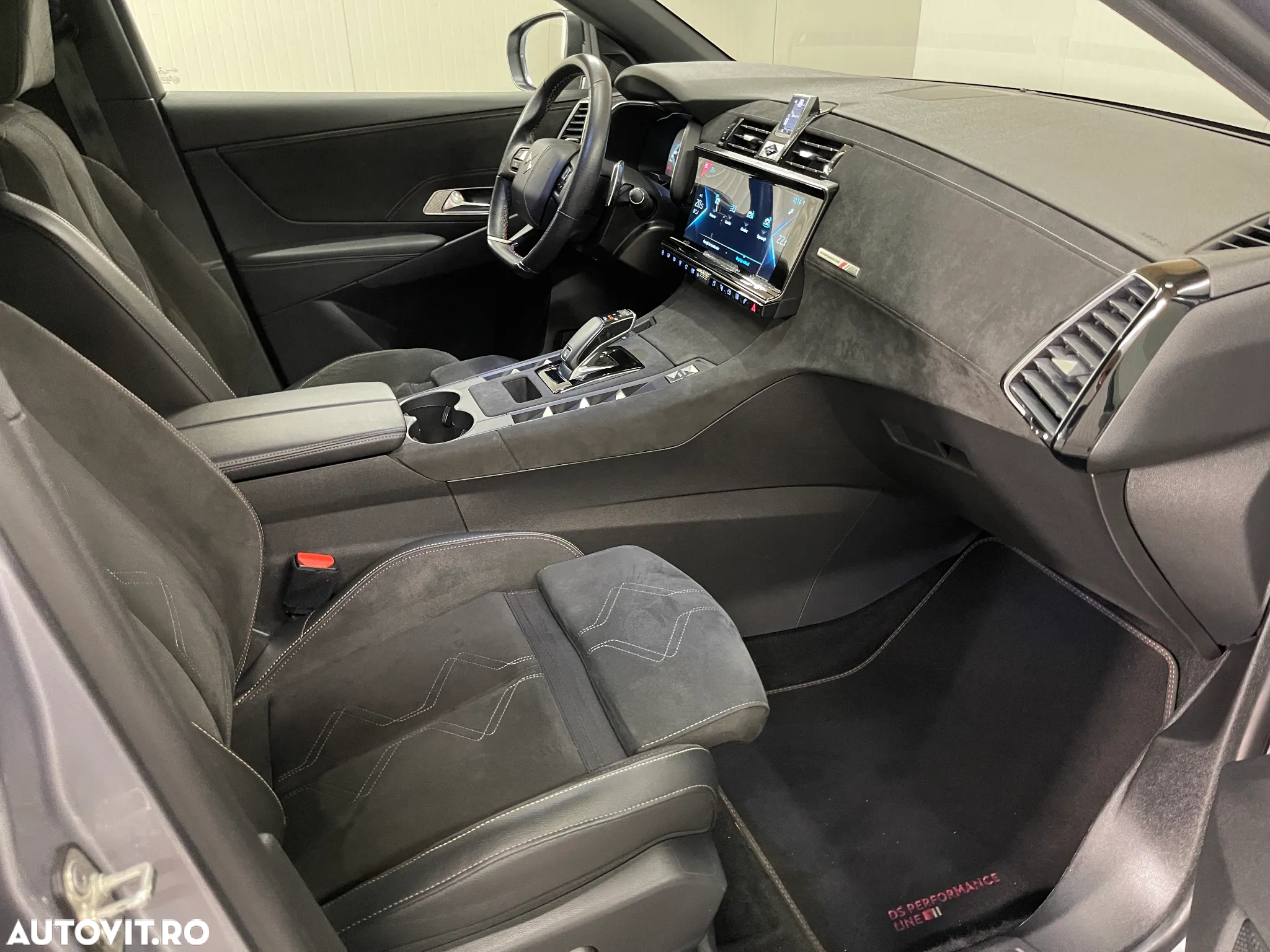 DS Automobiles DS 7 Crossback DS7 1.6 PHeV FWD 225 EAT8 PERFORMANCE LINE + - 10