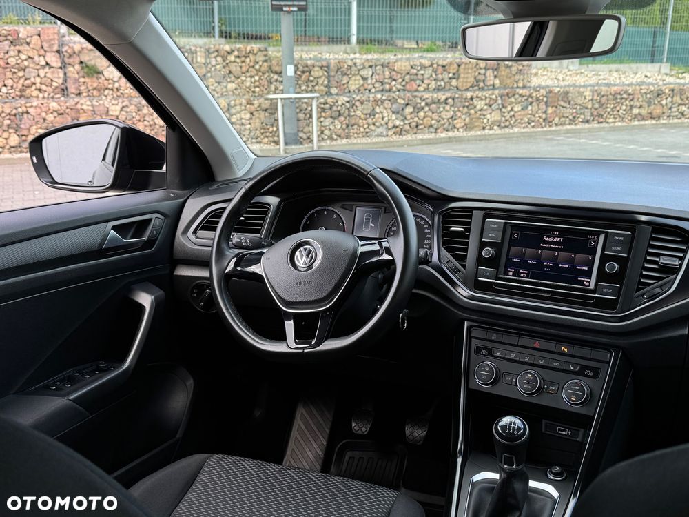 Volkswagen T-Roc - 9