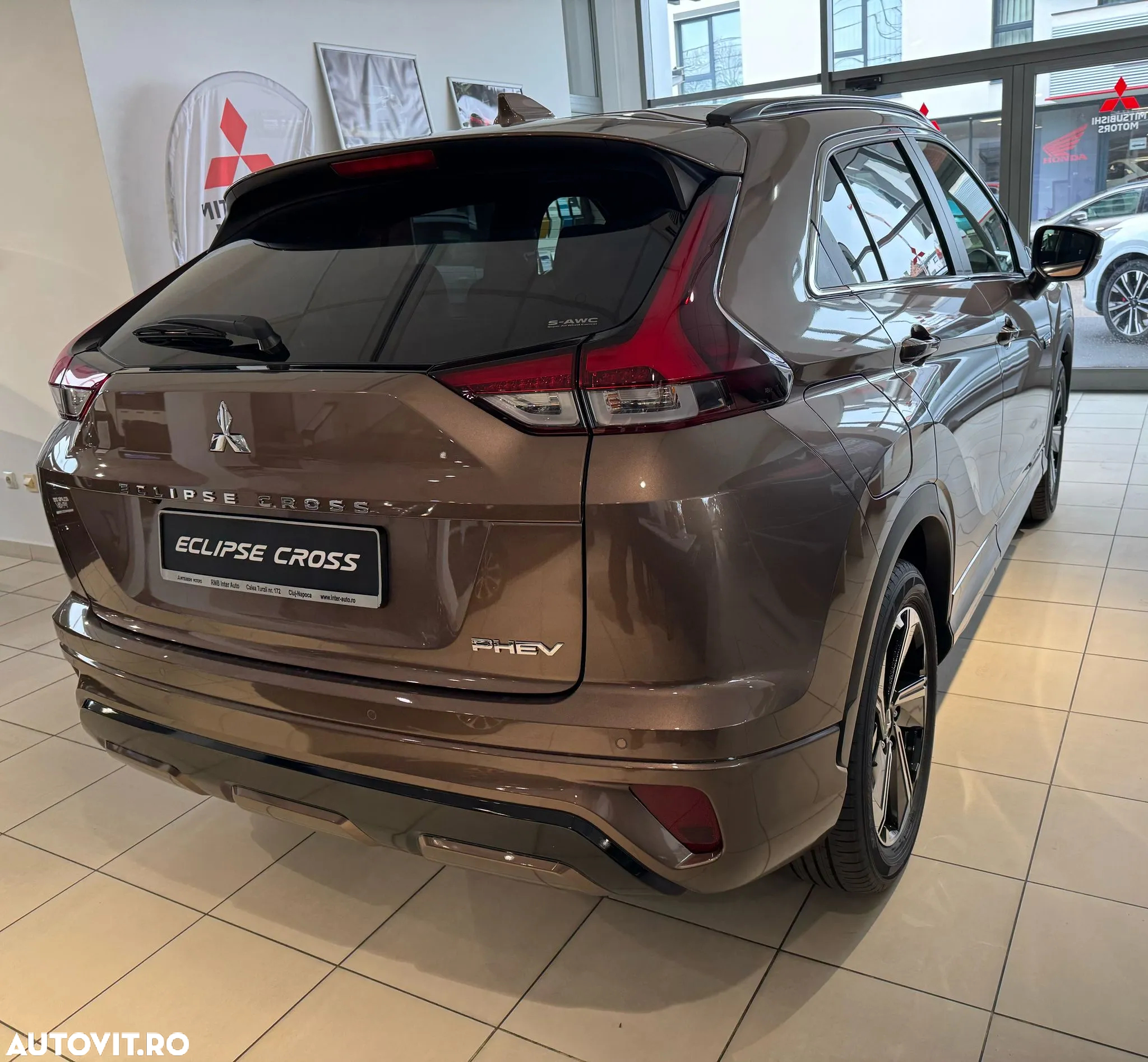 Mitsubishi Eclipse-Cross PHEV Intense+ - 6