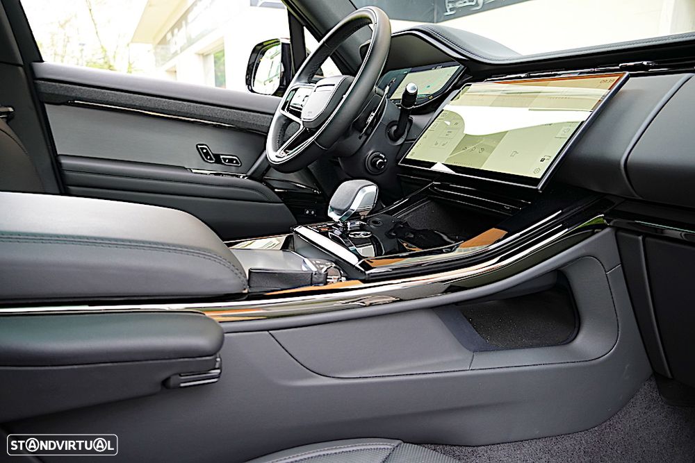 Land Rover Range Rover Sport 3.0 P460e Dynamic SE - 29
