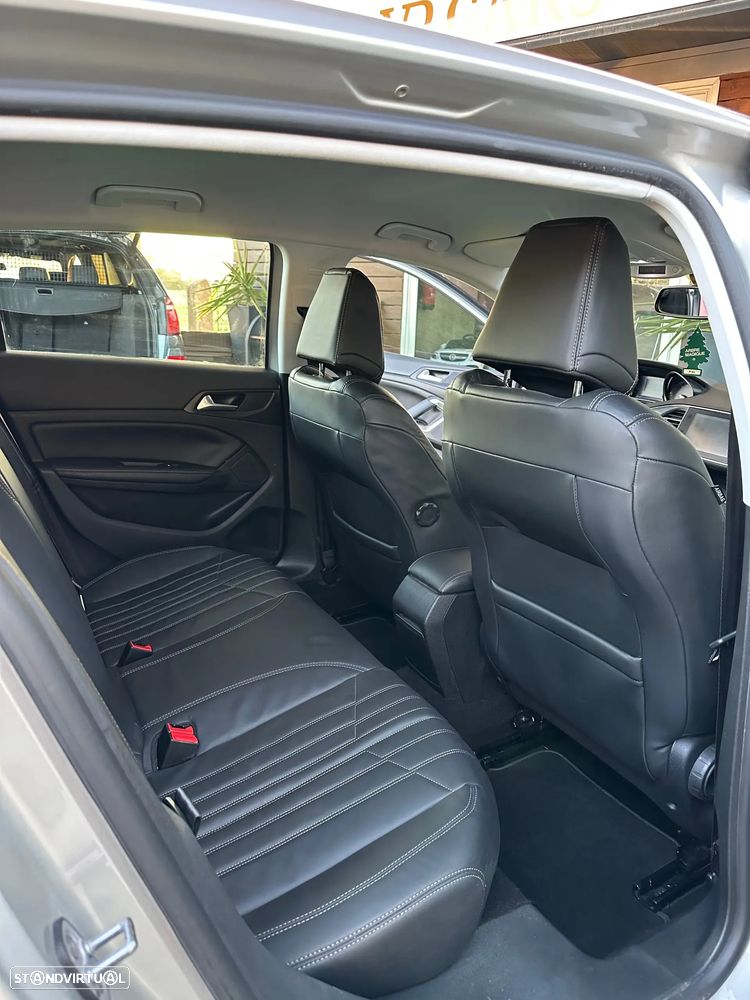 Peugeot 308 PureTech 110 Stop & Start Style - 10