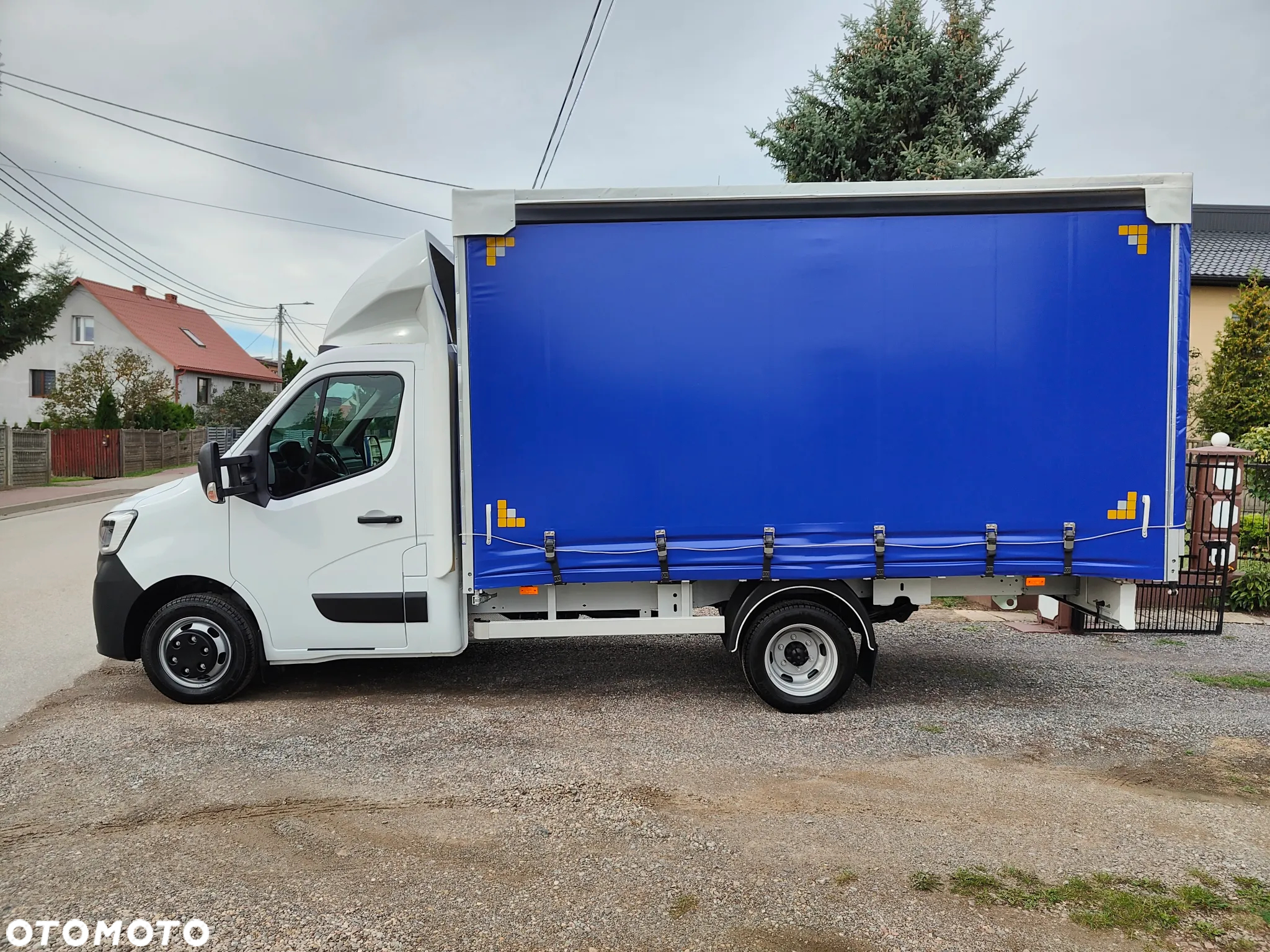 Renault Master 2.3 DCI 135KM** BLIŹNIAK** Skrzynka-Plandeka** PAKA 8-EuroPalet +1xFIRANKA** POLSKI SALON** 197 tyś KM** DMC do 3.5T kat.B** - 2
