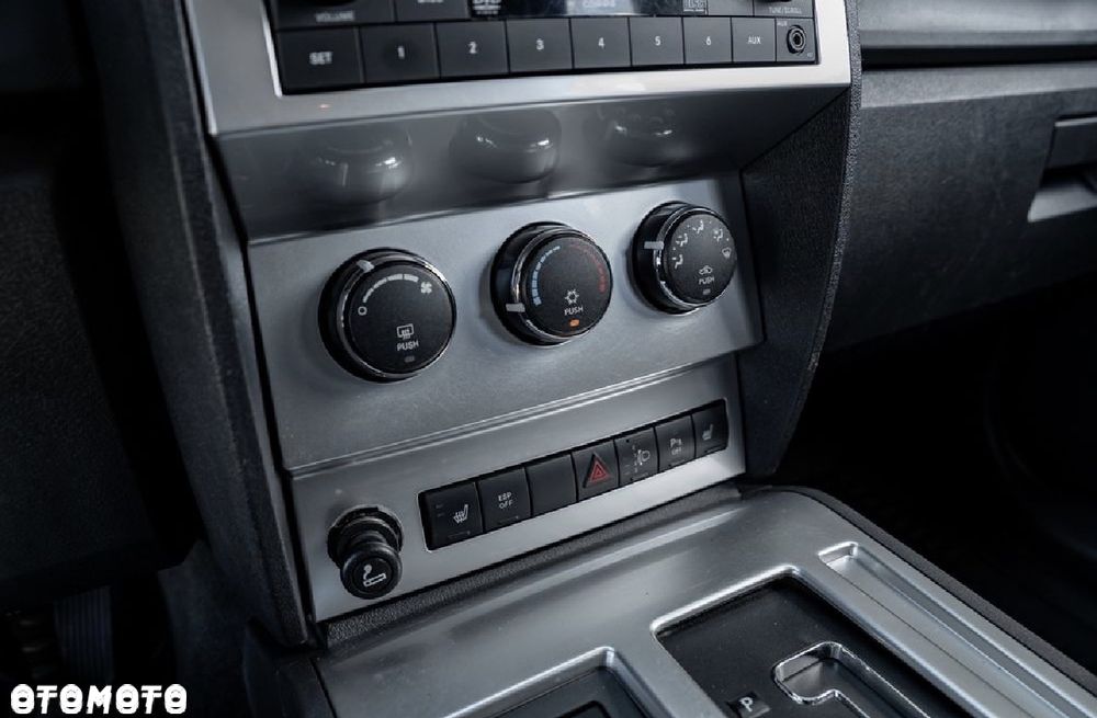 Dodge Nitro 4.0 Automatik R/T - 31
