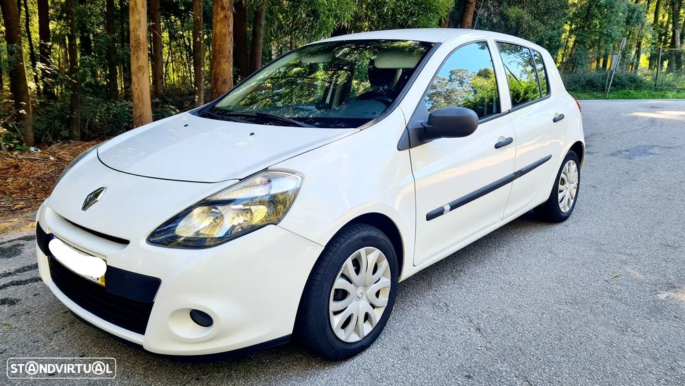 Renault Clio - 2