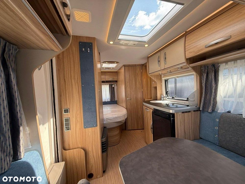 Hymer-Eriba Nova Light 465 - 6