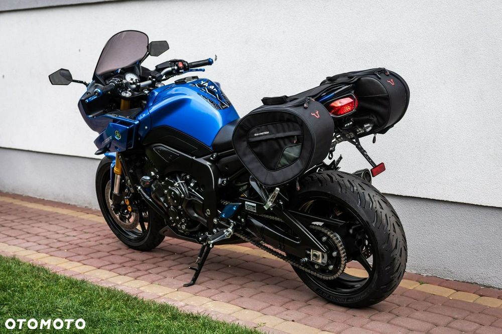 Yamaha FZ - 4