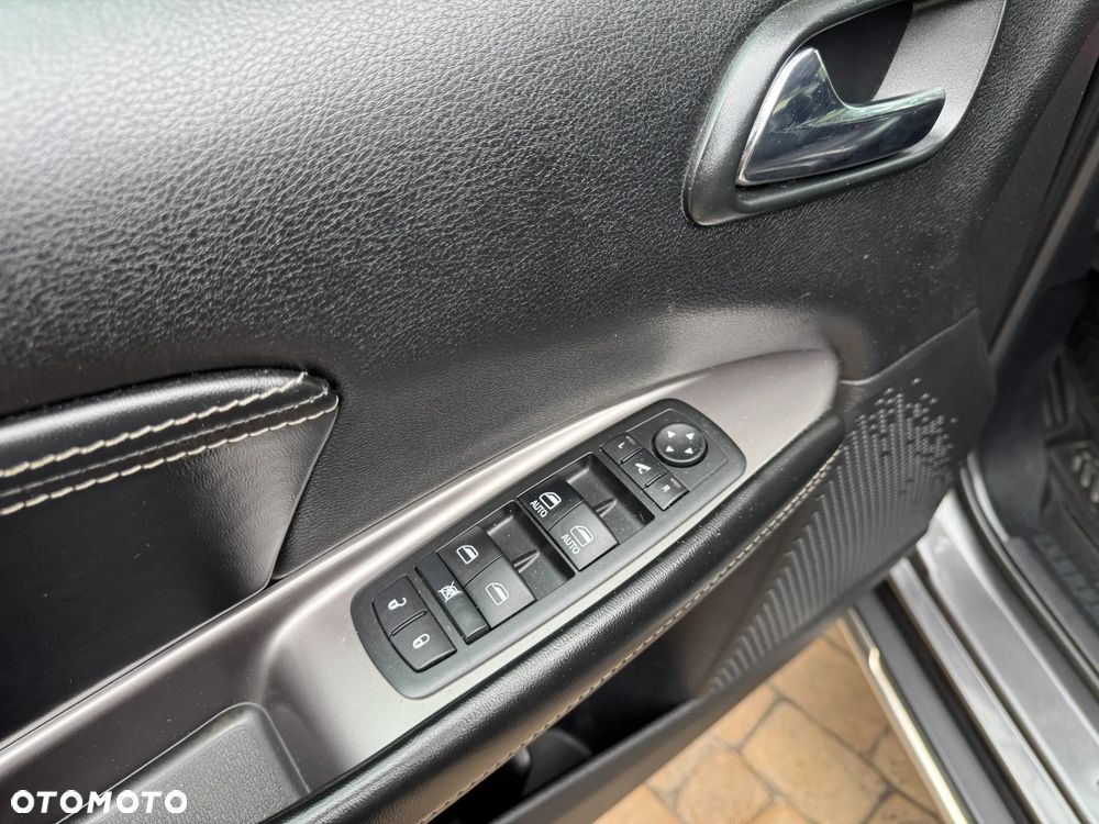 Fiat Freemont 2.0 Multijet 16V DPF Automatik Allrad Urban - 9