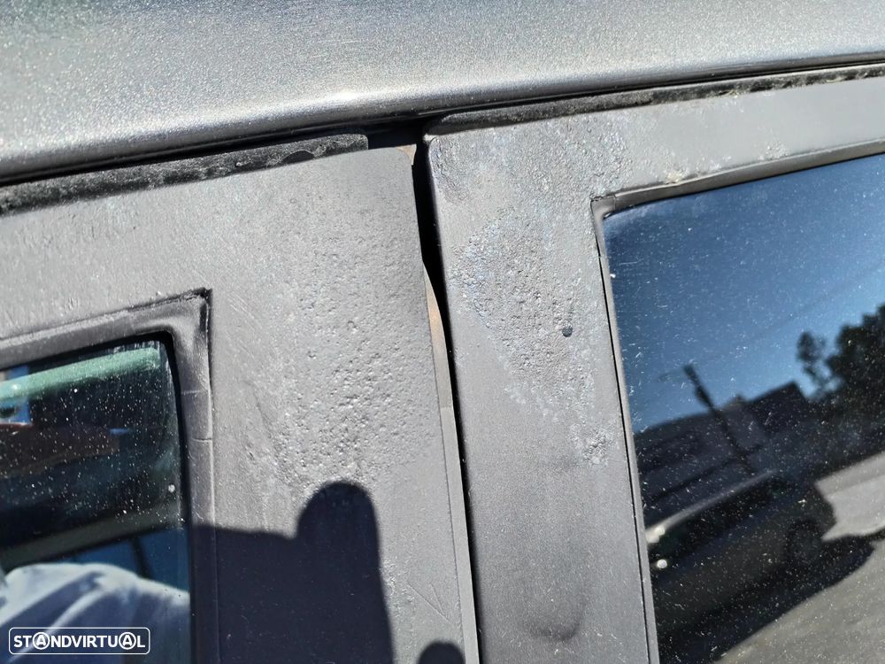 Toyota Avensis SW 2.0 D-4D GPS - 18