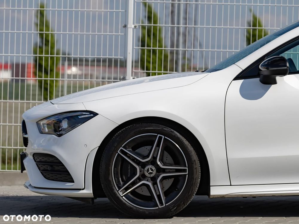 Mercedes-Benz CLA 200 7G-DCT - 5