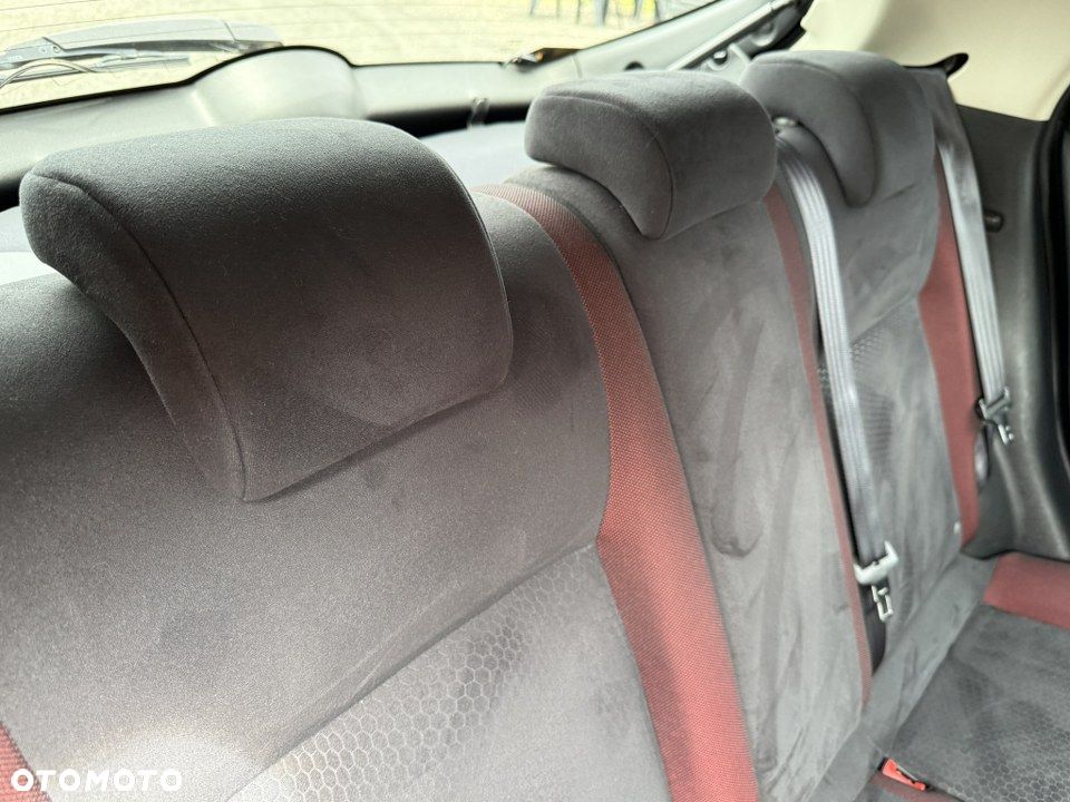 Nissan Juke 1.6 Tekna S&S - 33