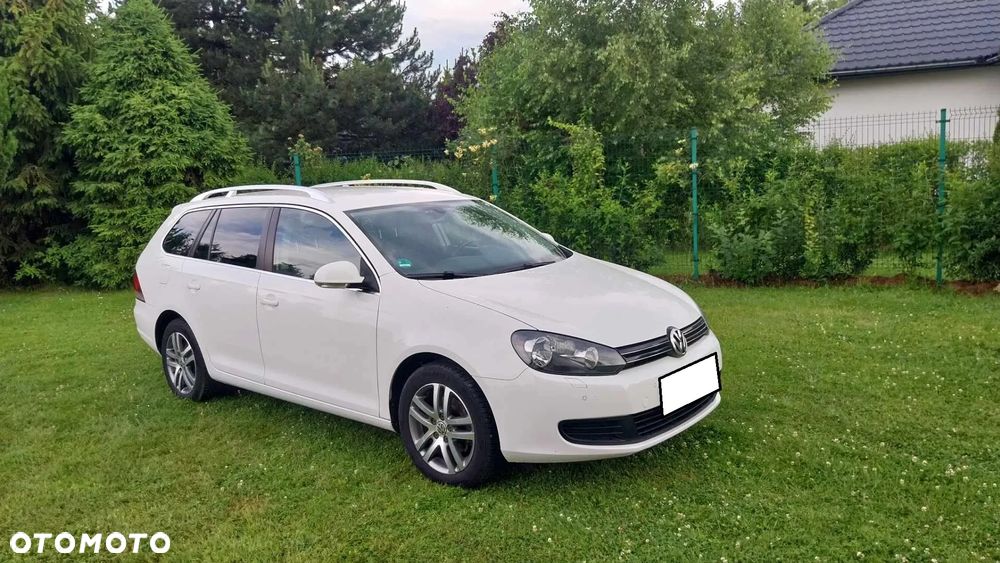 Volkswagen Golf - 1