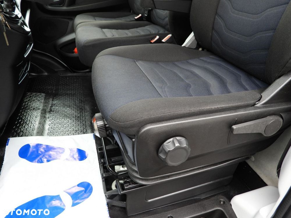 Iveco DAILY 35C16 CHŁODNIA KONTENER -1*C ZASILANIE 230V TEMPOMAT NAWIGACJA BLIŹNIACZE KOŁA KLIMATYZACJA  160KM - 31