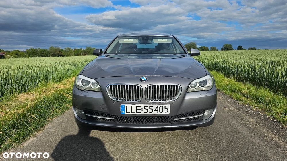 BMW Seria 5 535i xDrive Sport-Aut Luxury Line - 2