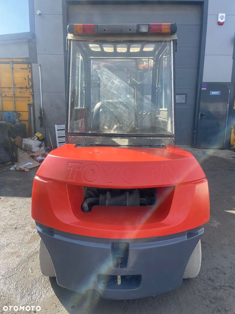 Toyota 7FDK40 - 3