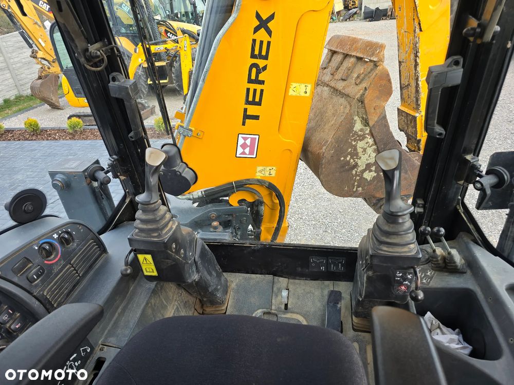 Terex - 8
