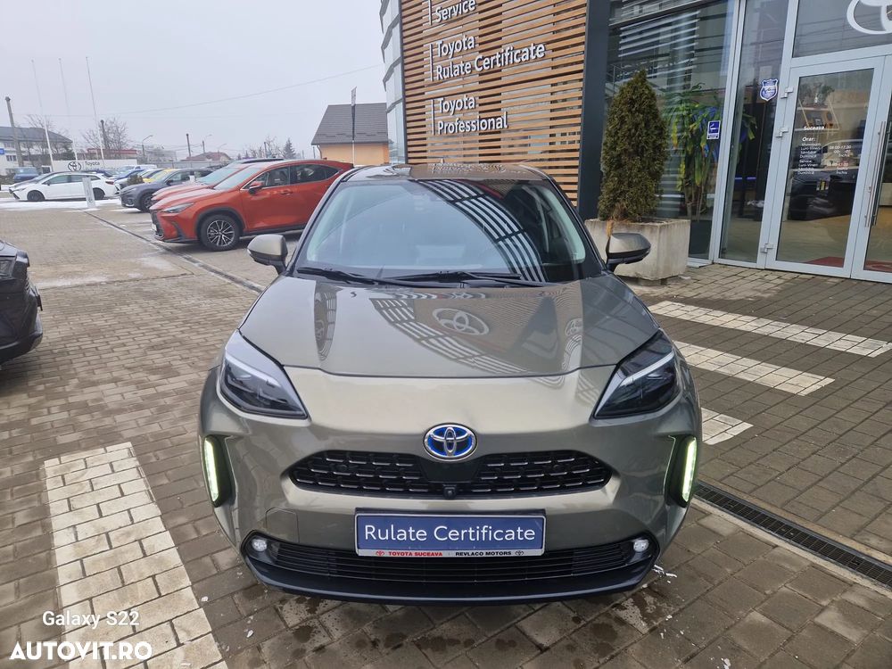 Toyota Yaris Cross 1.5 VVT-i HSD 4x2 Exclusive Elegant - 2