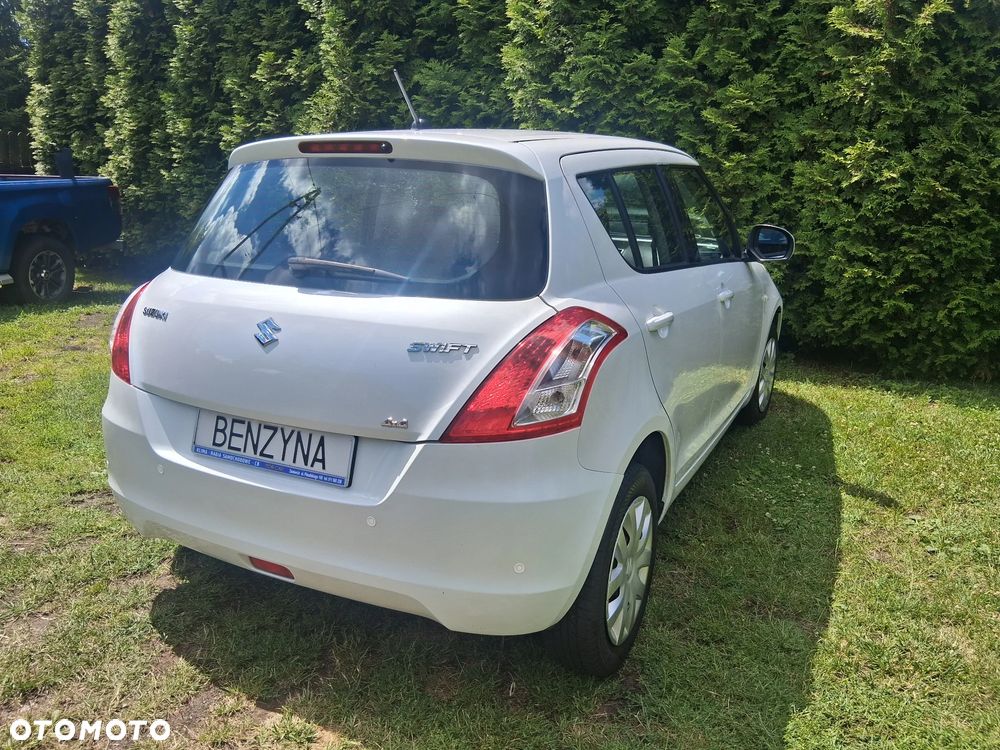 Suzuki Swift - 7
