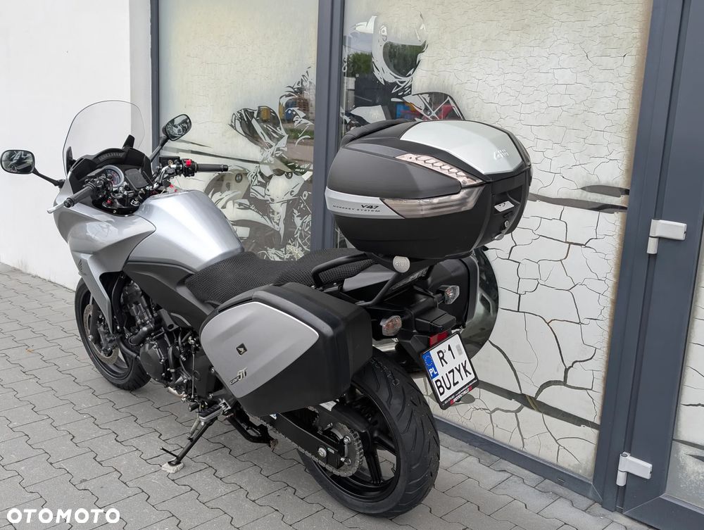 Honda CBF - 10