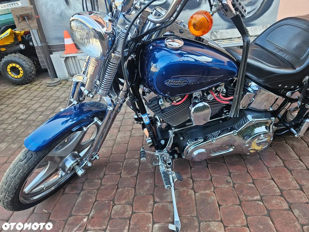 Harley-Davidson Softail Standard - 25