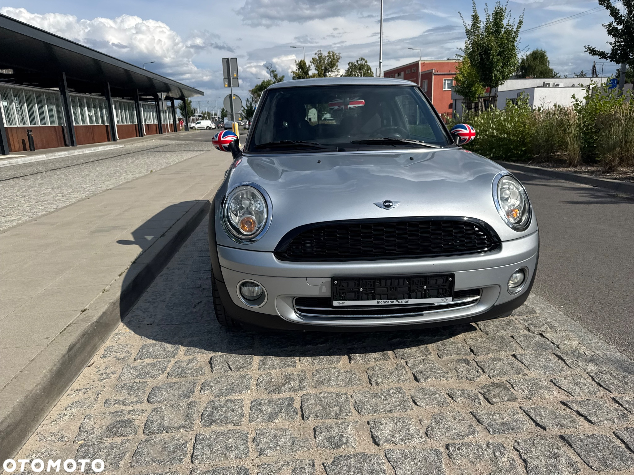 MINI ONE Standard - 9
