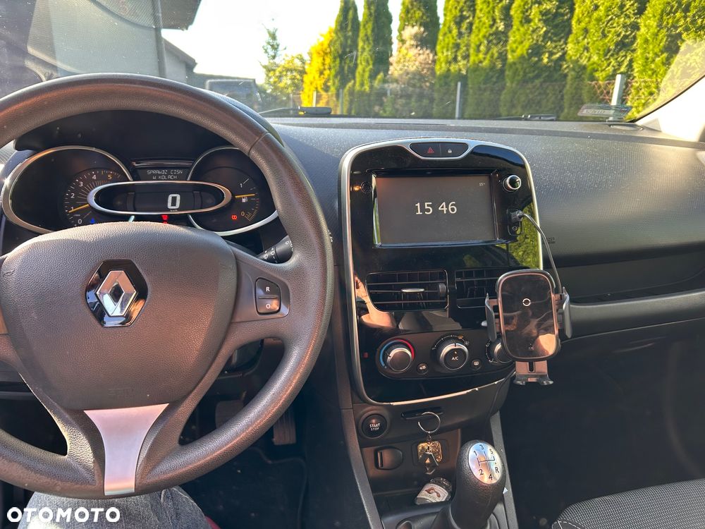 Renault Clio - 8
