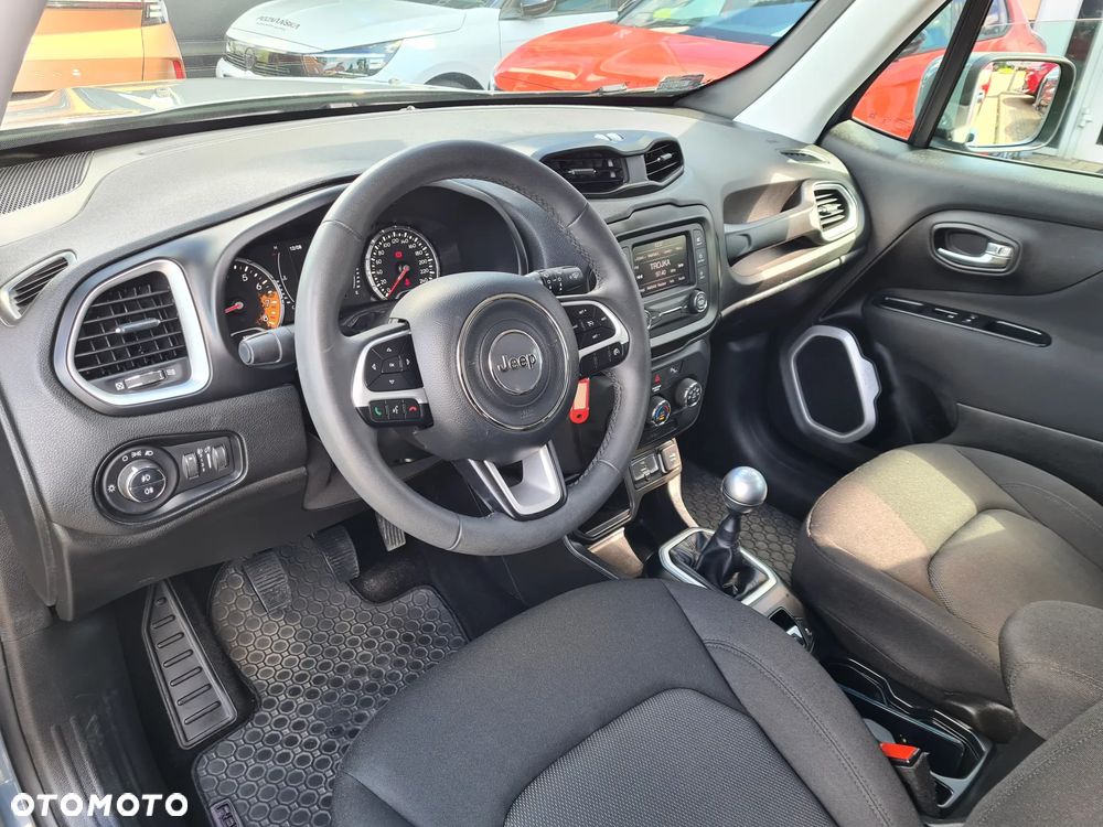 Jeep Renegade 1.6 E-TorQ Sport FWD - 10