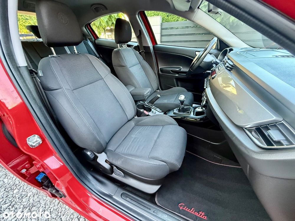 Alfa Romeo Giulietta 1.4 TB 16V Business - 28