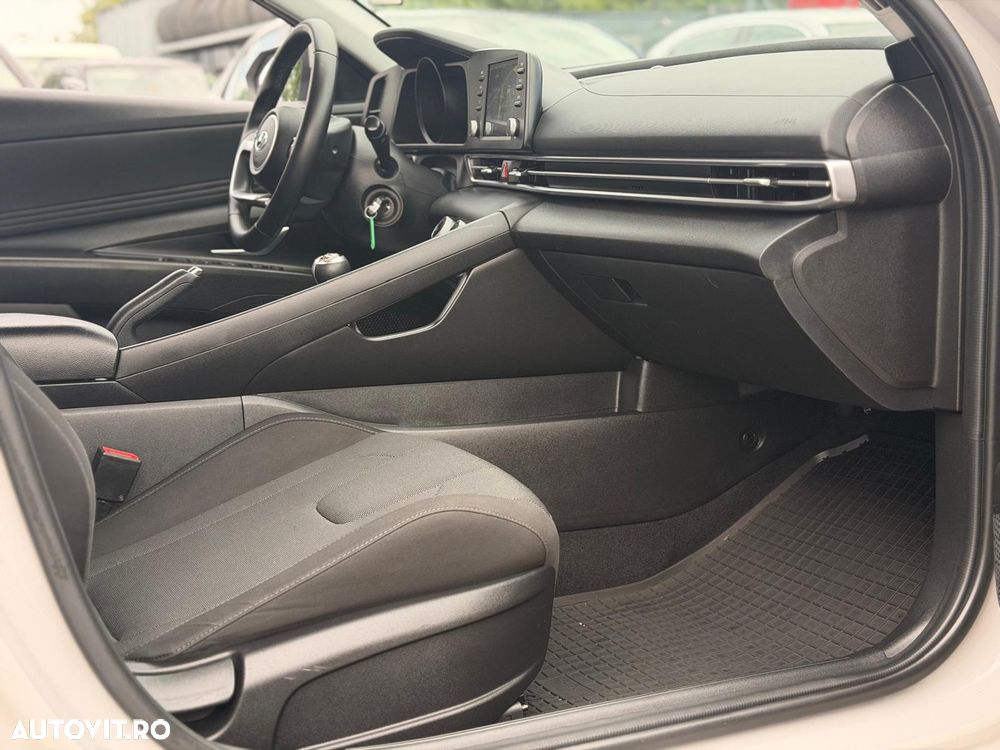 Hyundai Elantra 1.6 l 123 CP 6MT Comfort - 21