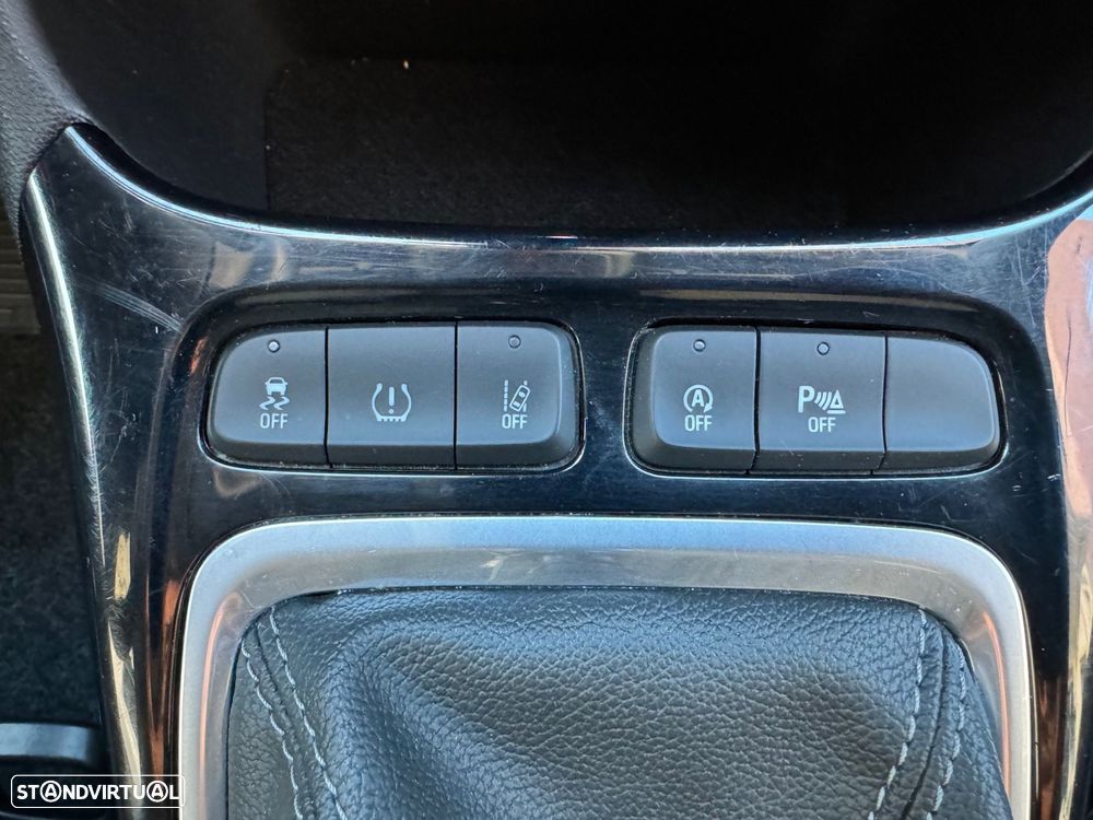 Opel Crossland 1.2 T Elegance - 28