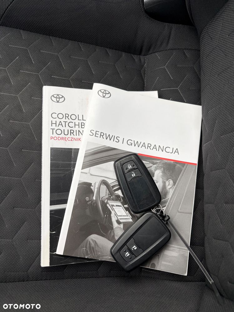 Toyota Corolla 2.0 Hybrid Comfort - 21