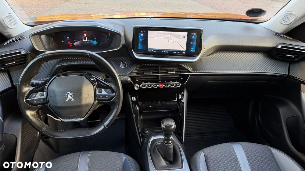Peugeot 2008 1.2 PureTech Allure Pack S&S - 23