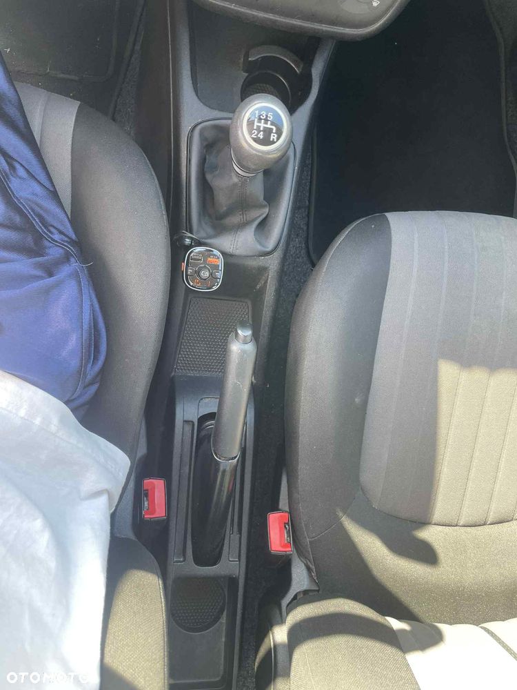 Fiat Punto 1.4 Easy Pakiet Easy Plus S&S - 4