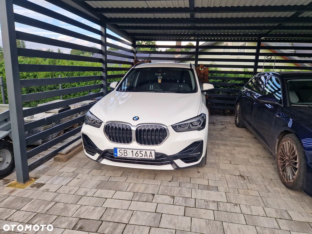 BMW X1 sDrive18i - 10